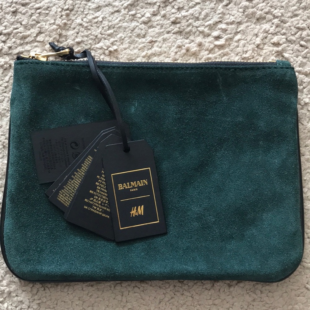 🆕 Balmain x H&M Clutch